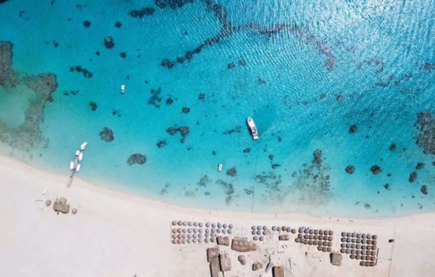 Hurghada: Private SeaTaxi to Pristine Magawish Island