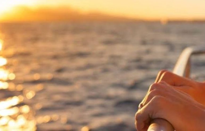 Hurghada: Sunset & Barbecue at Magawish Island By Speedboat