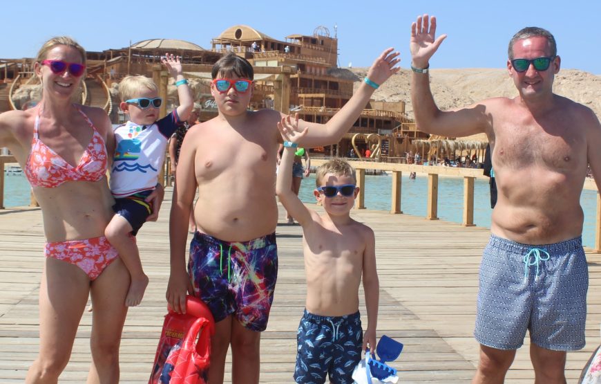 Hurghada: Yacht Trip 3 islands, Dolphin & Snorkeling W Lunch