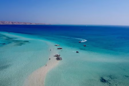 Private Speedboat To Sand bank Abu Minqar Islands
